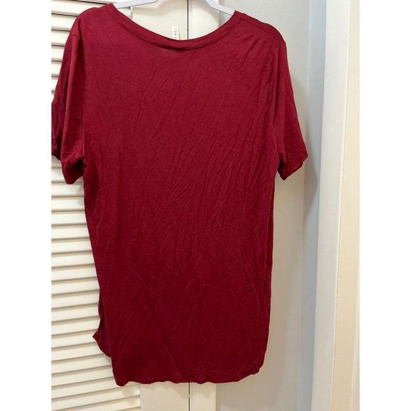 E.C. Women's Tops Large - Picture 2 of 3